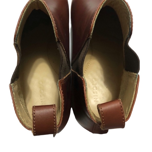 Nisolo Peruvian Leather Classic Chelsea Boots - Picture 13 of 16